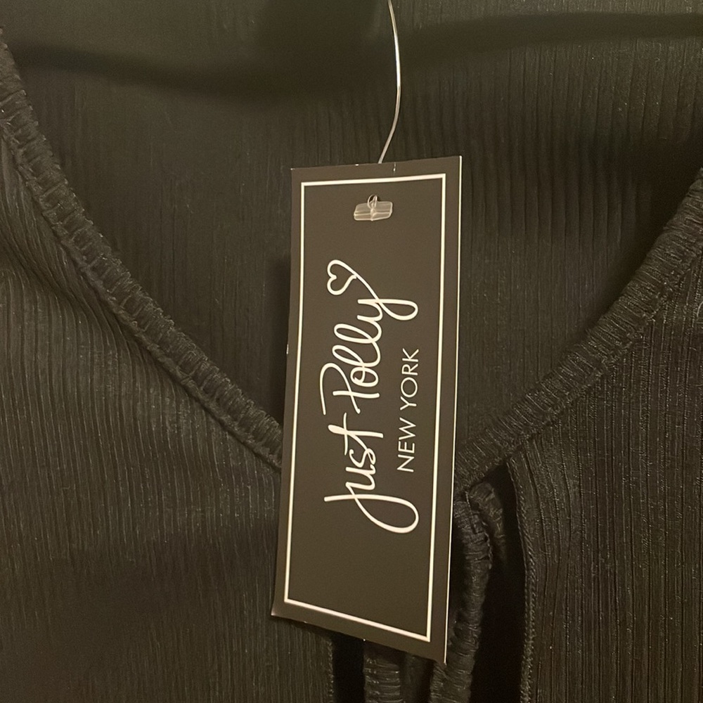 Size s - Picture 2 of 2